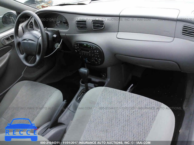 1999 Ford Escort LX 1FAFP10P1XW200438 image 4