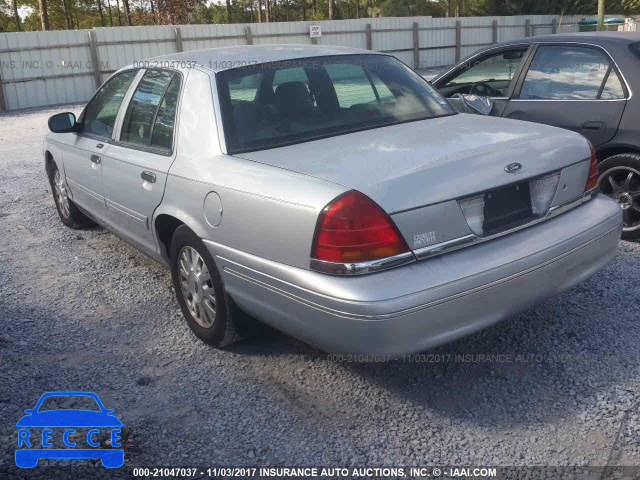 2003 Ford Crown Victoria LX 2FAFP74WX3X180466 image 2