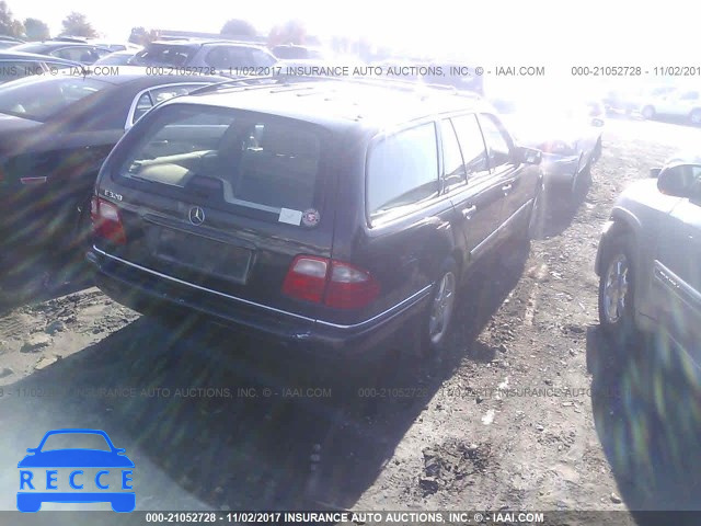 1998 Mercedes-benz E 320 4MATIC WDBJH82F2WX009519 image 3