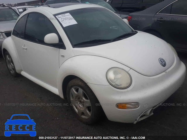 2000 Volkswagen New Beetle GLS 3VWCC21C6YM477014 image 0