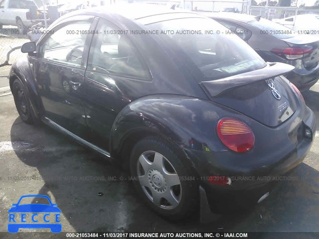 2000 Volkswagen New Beetle 3VWDD21C7YM462720 image 2