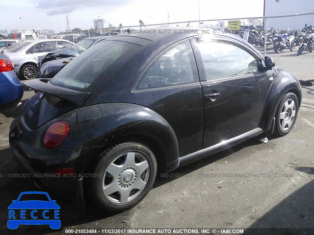 2000 Volkswagen New Beetle 3VWDD21C7YM462720 image 3