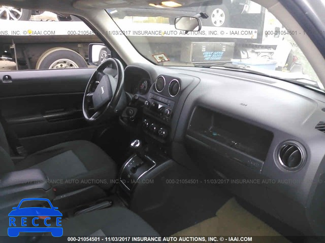 2010 Jeep Patriot SPORT 1J4NT1GA7AD629485 Bild 4
