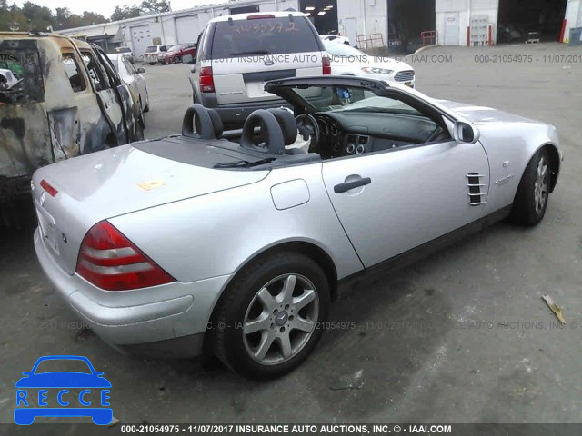 1999 Mercedes-benz SLK 230 KOMPRESSOR WDBKK47F5XF104137 image 3