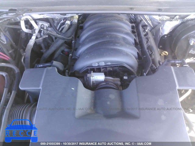 2016 Chevrolet Suburban C1500 LT 1GNSCHKC0GR104152 image 9