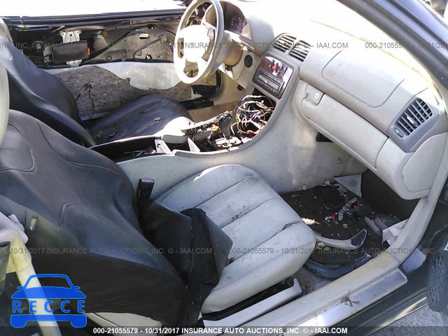 1999 Mercedes-benz CLK 320 WDBLK65G9XT019931 image 4