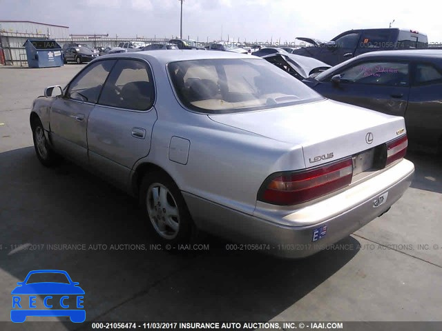 1996 Lexus ES 300 JT8BF12G6T0177758 image 2