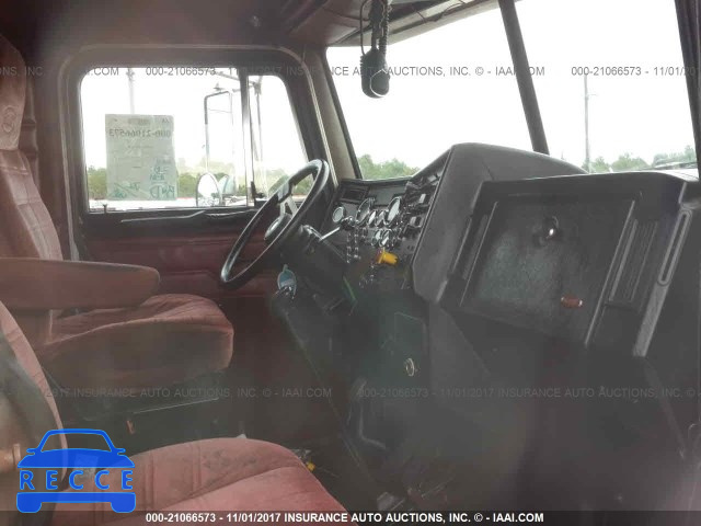 2000 PETERBILT 379 1XP5DU9XXYD470329 image 4