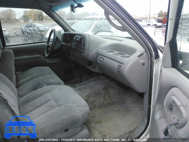 1995 Chevrolet Tahoe K1500 1GNEK13K7SJ402542 image 4