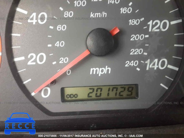 2002 Mazda 626 LX 1YVGF22C625292639 Bild 6