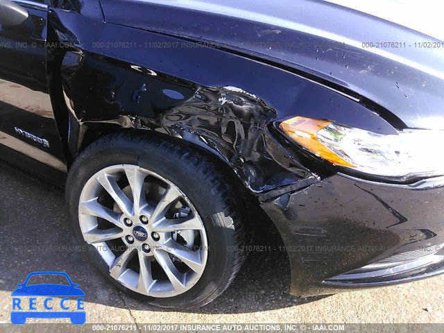 2017 FORD FUSION 3FA6P0LU8HR315246 Bild 5