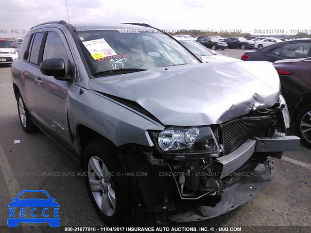 2016 Jeep Compass 1C4NJCBA9GD688884 image 0