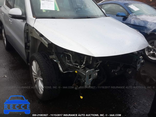 2011 Volkswagen Tiguan S/SE/SEL WVGBV7AX4BW554247 зображення 5