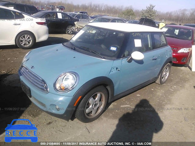 2008 Mini Cooper WMWMF33558TT65497 image 1