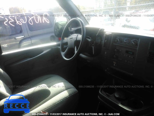 2003 GMC Savana 1GTGG25U131147654 image 4