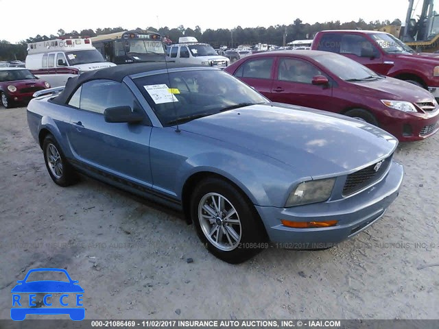 2005 Ford Mustang 1ZVFT84N355208029 image 0