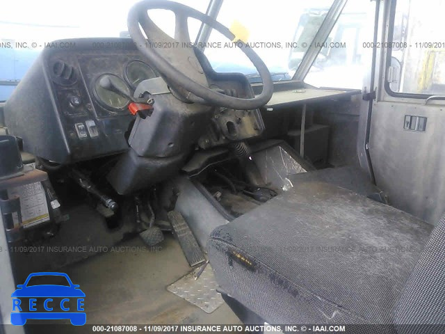 2006 Freightliner Chassis M LINE WALK-IN VAN 4UZAAPBWX6CV95101 image 4