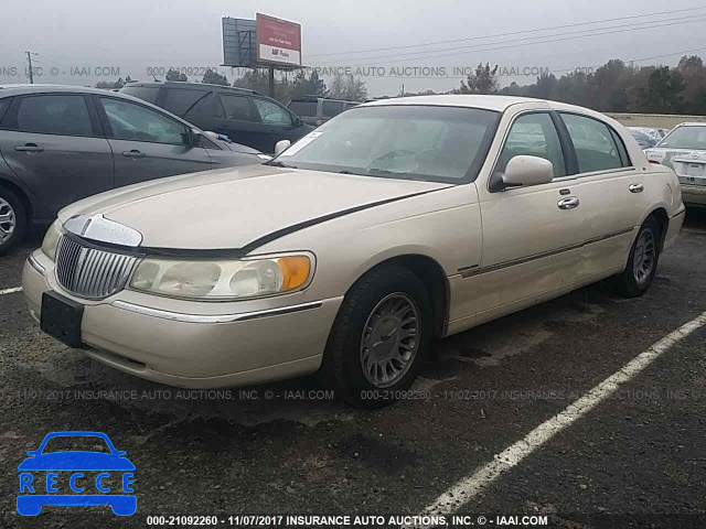 2001 Lincoln Town Car CARTIER 1LNHM83W11Y733436 image 1