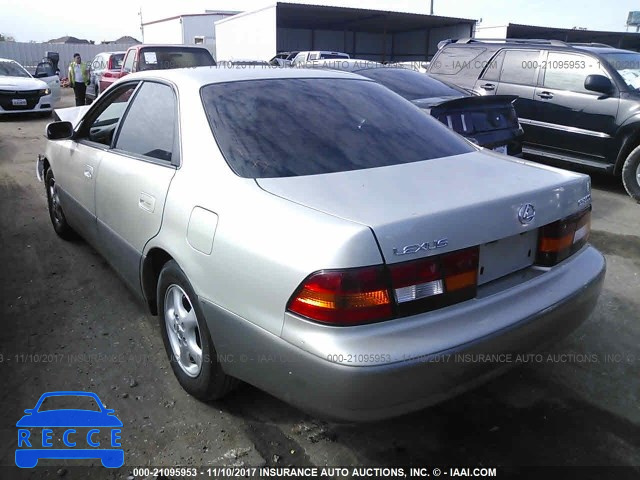 1997 Lexus ES 300 JT8BF22G9V0080529 зображення 2
