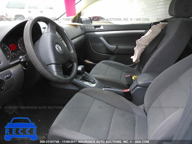 2008 Volkswagen Rabbit WVWDA71K88W301373 image 4