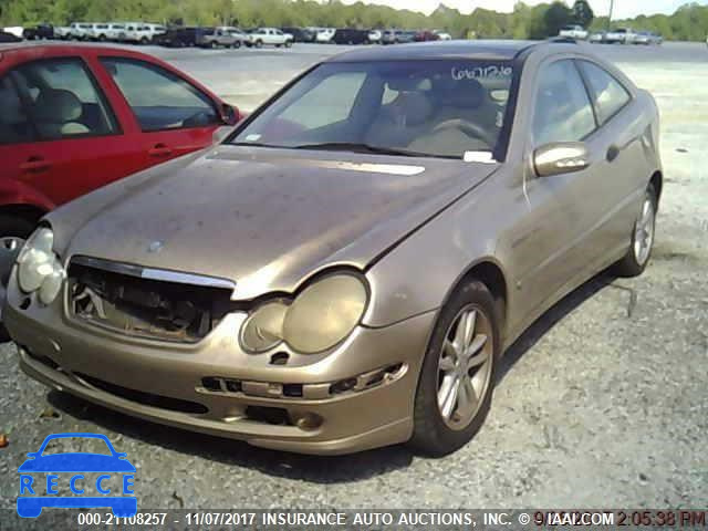 2003 MERCEDES-BENZ C WDBRN40J53A389210 image 0