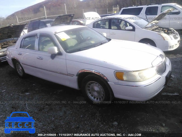 1998 Lincoln Town Car EXECUTIVE 1LNFM81W5WY682248 image 0
