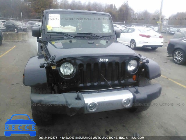 2008 Jeep Wrangler Unlimited SAHARA 1J8GA59168L621833 image 5