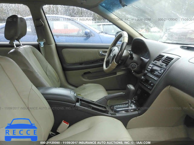 2000 Nissan Maxima GLE/GXE/SE JN1CA31D9YT512351 image 4