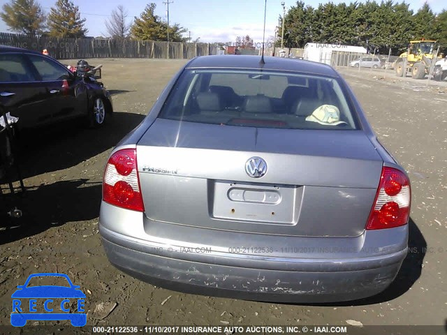 2003 Volkswagen Passat GLS WVWPD63BX3P262901 image 5