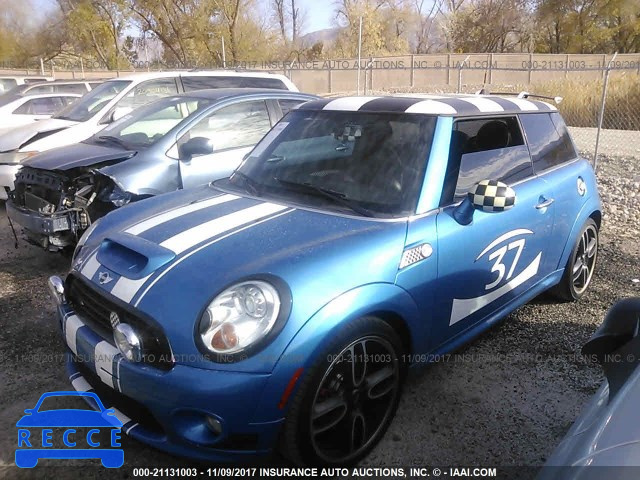 2007 Mini Cooper S WMWMF73587TT82705 image 1