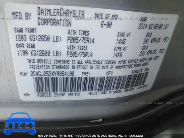 2000 CHRYSLER VOYAGER 2C4GJ253XYR854196 image 8