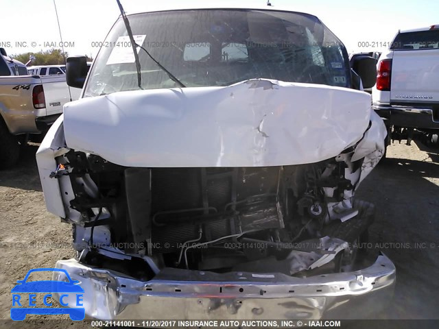 2015 GMC Savana G3500 LT 1GJZ71FF4F1140035 image 5