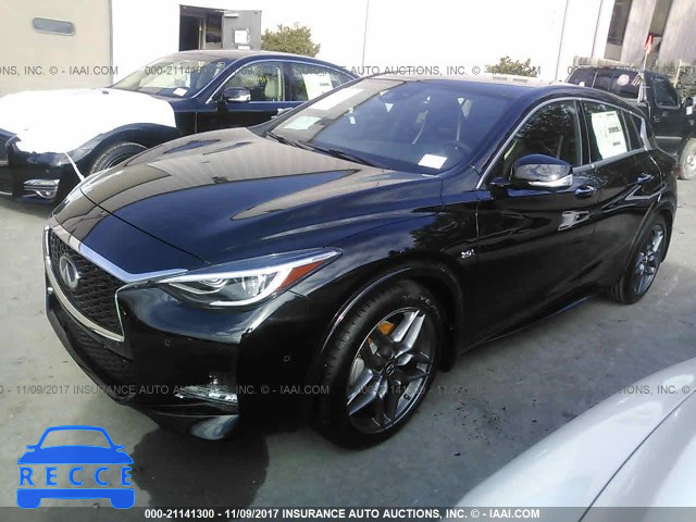 2018 INFINITI QX30 LUXURY/PREMIUM/SPORT SJKCH5CP3JA045101 image 1