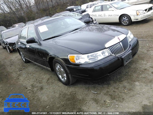 1998 Lincoln Town Car SIGNATURE 1LNFM82W0WY655537 image 0