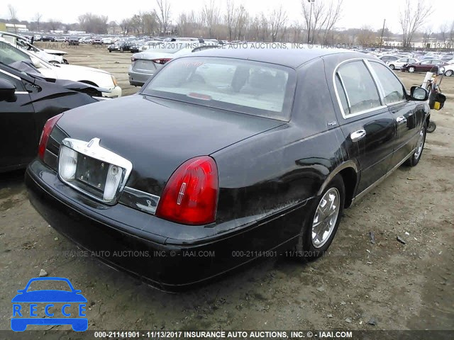 1998 Lincoln Town Car SIGNATURE 1LNFM82W0WY655537 image 3