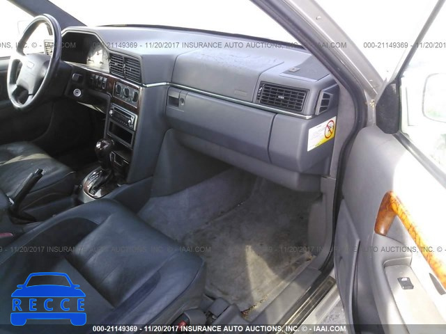 1998 Volvo S90 YV1KS9601W1136052 image 4