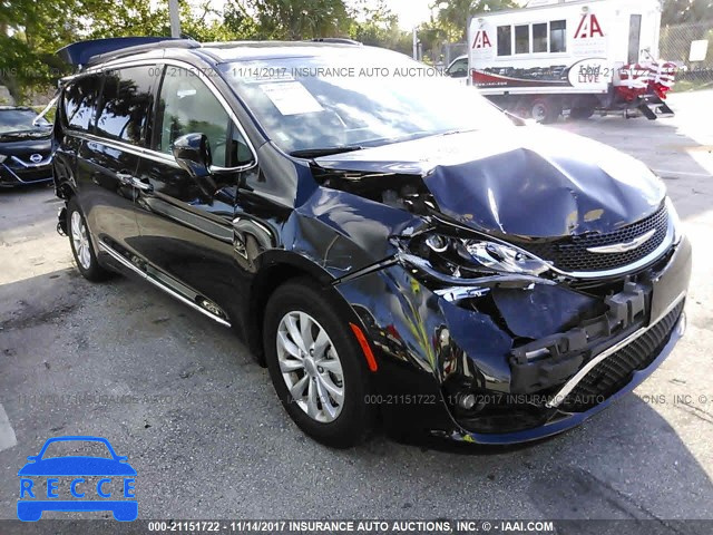 2017 CHRYSLER PACIFICA TOURING L 2C4RC1BG1HR688459 image 0