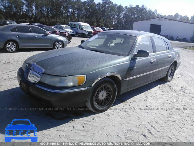 1998 Lincoln Town Car SIGNATURE 1LNFM82W8WY702538 Bild 1