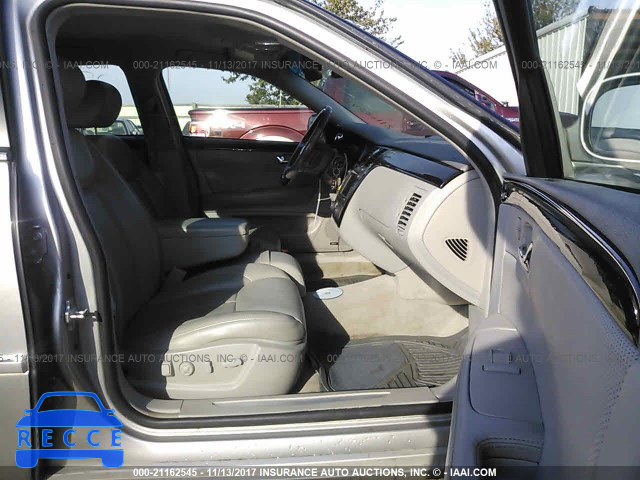 2007 Cadillac DTS 1G6KD57Y27U125402 зображення 4