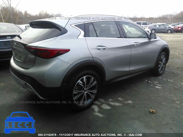 2018 INFINITI QX30 LUXURY/PREMIUM/SPORT SJKCH5CR3JA040613 image 3