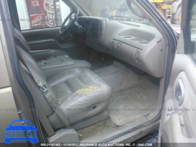 1996 Chevrolet Suburban K1500 1GNFK16R3TJ310343 Bild 4