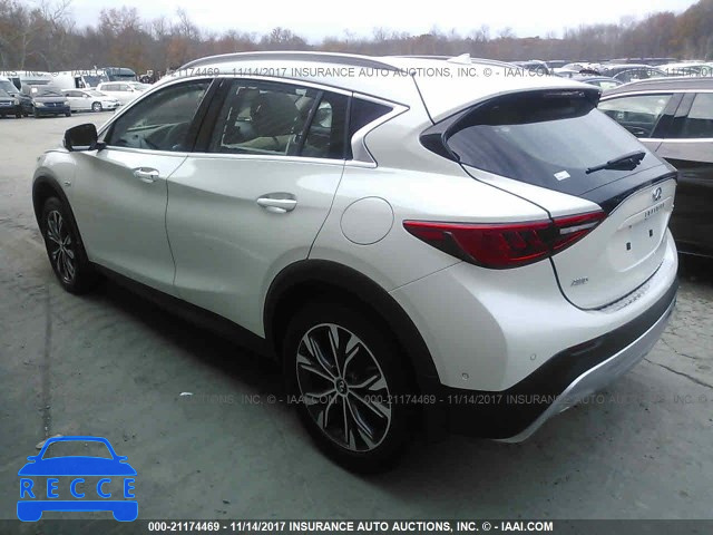 2018 INFINITI QX30 LUXURY/PREMIUM/SPORT SJKCH5CR8JA046276 image 2