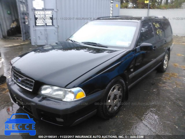 2000 Volvo V70 XC/SE YV1LZ56D1Y2641128 image 1