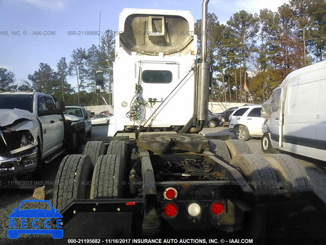 2000 FREIGHTLINER CONVENTIONAL FLD120 1FUYDMDB9YPF87243 image 6