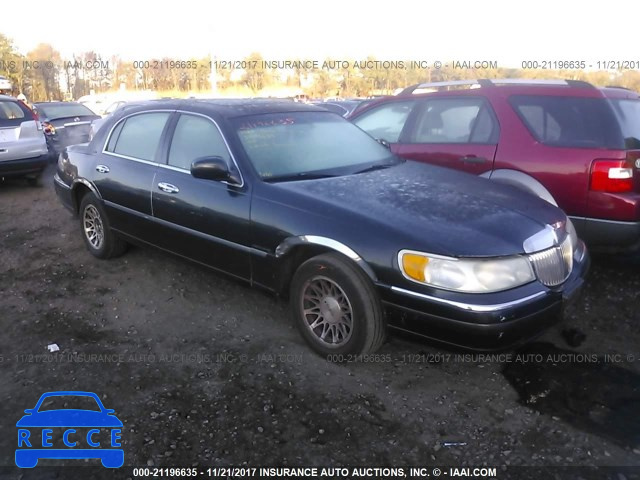 2000 Lincoln Town Car EXECUTIVE 1LNHM81W0YY868324 зображення 0