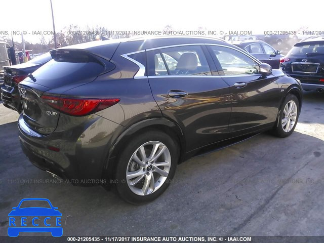 2017 INFINITI QX30 LUXURY/PREMIUM/SPORT SJKCH5CP6HA024785 image 3