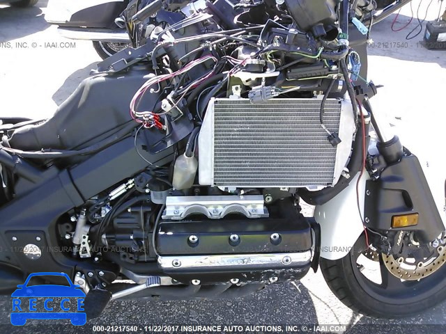 2016 Honda GL1800 JH2SC68G5GK400713 image 7