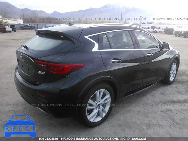 2018 INFINITI QX30 LUXURY/PREMIUM/SPORT SJKCH5CP0JA048845 image 3