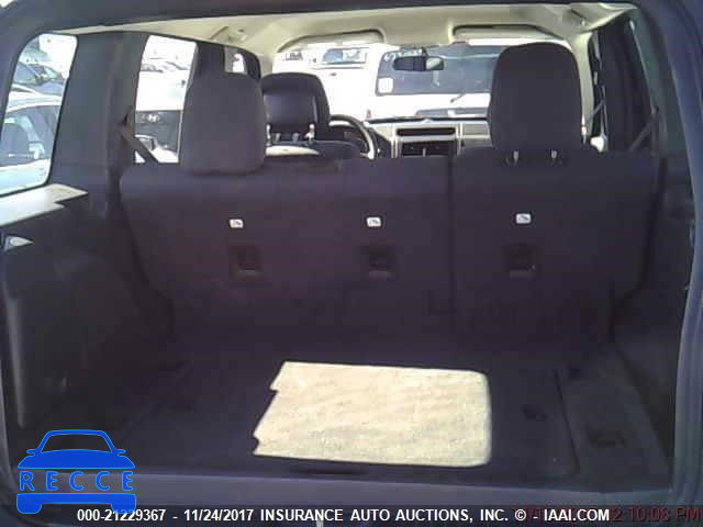 2011 Jeep Liberty SPORT 1J4PP2GKXBW569722 image 2