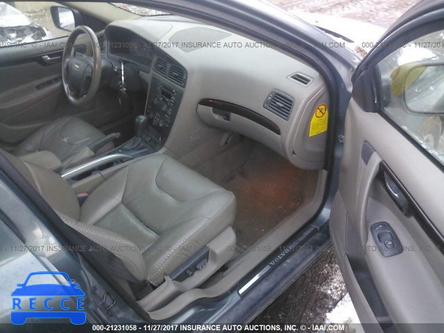 2002 Volvo V70 XC YV1SZ58D221059092 image 4